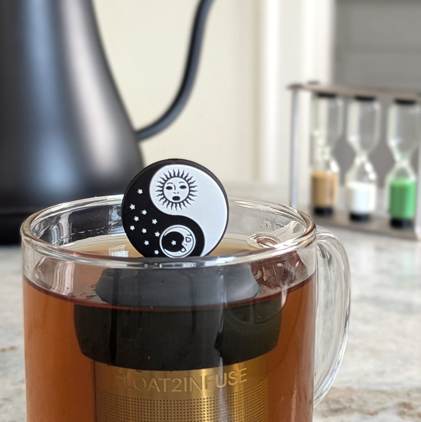 Yin Yang Sun Moon | Floating Tea Steeper | Grey Base | Black