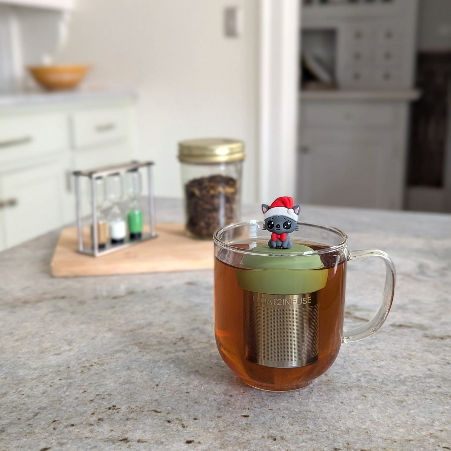 Christmas Cat | Floating Tea Steeper | Green Base | Grey Cat
