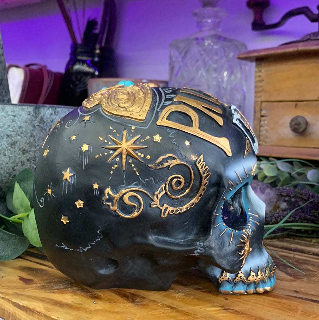 Divination Decorative Skull