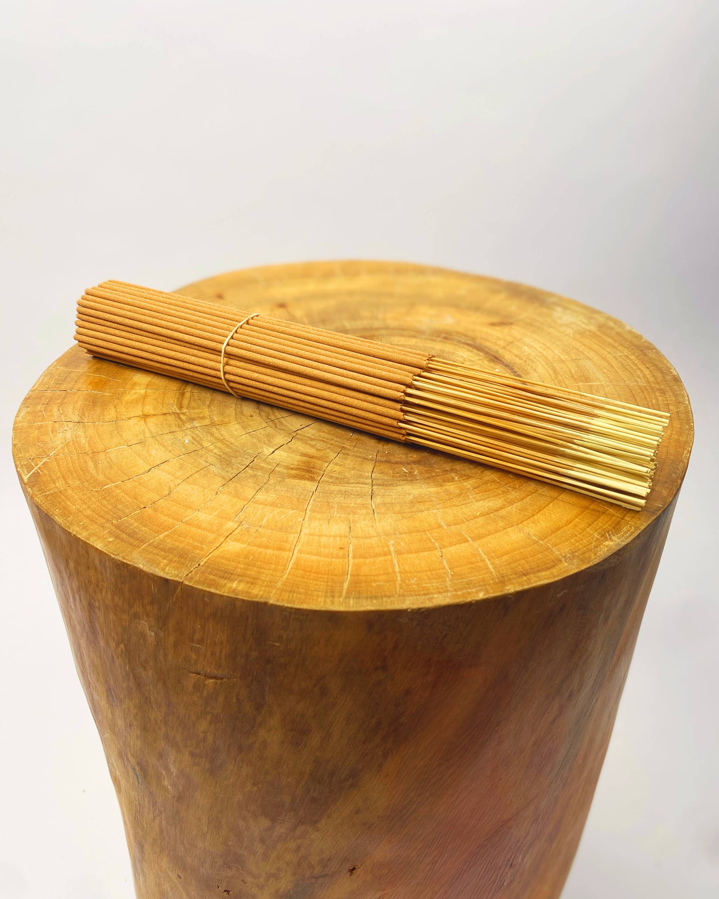 Sweet Magnolia Incense Sticks - Bundle of 100