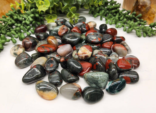 African Bloodstone Tumbled Gemstone (0.5kg/1.1lbs) 30-35mm: 0.5KG/1.1LBS