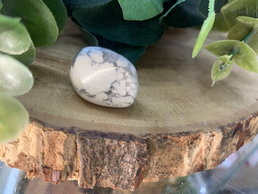Howlite