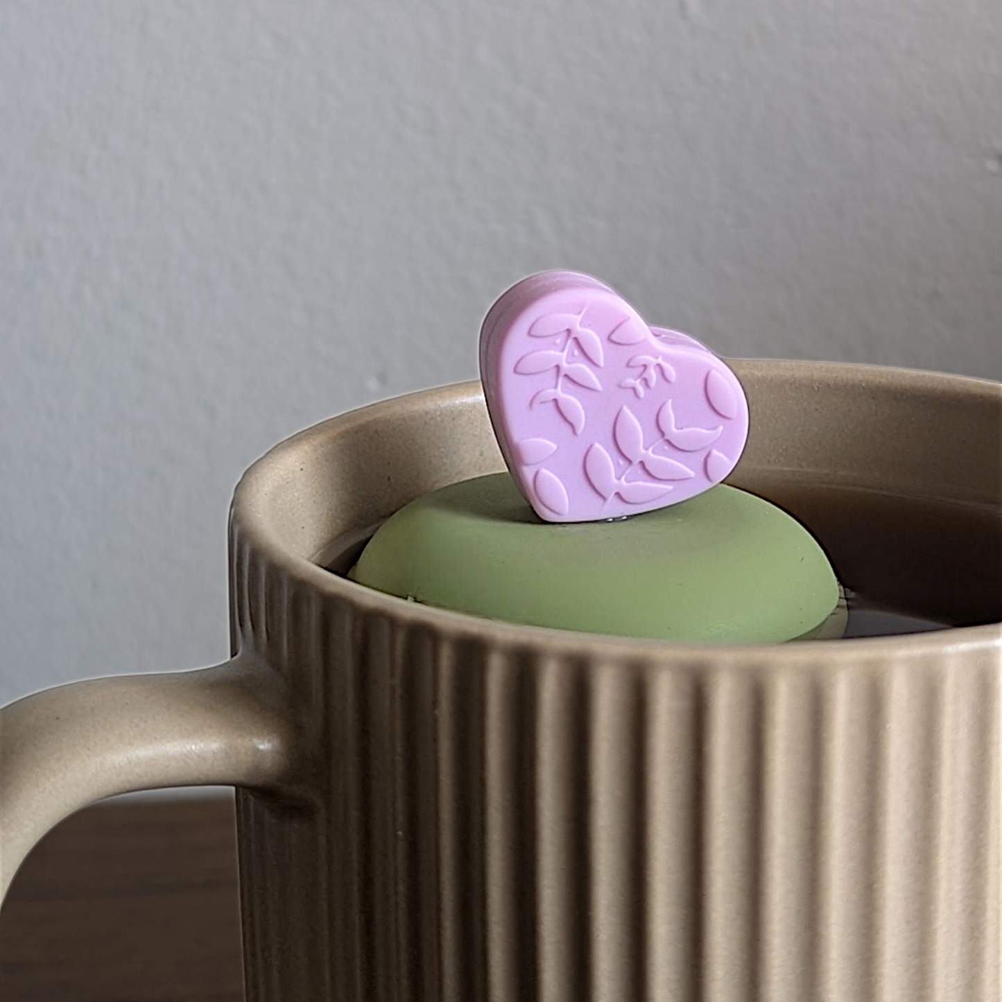 Lavender Heart | Floating Tea Steeper | Green Base | Floral