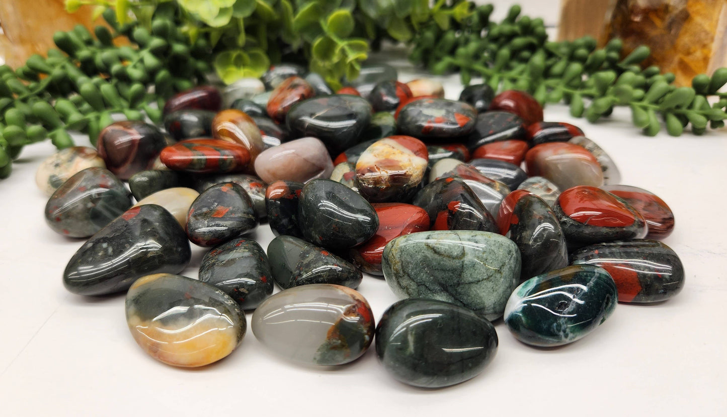 African Bloodstone Tumbled Gemstone (0.5kg/1.1lbs) 30-35mm: 0.5KG/1.1LBS