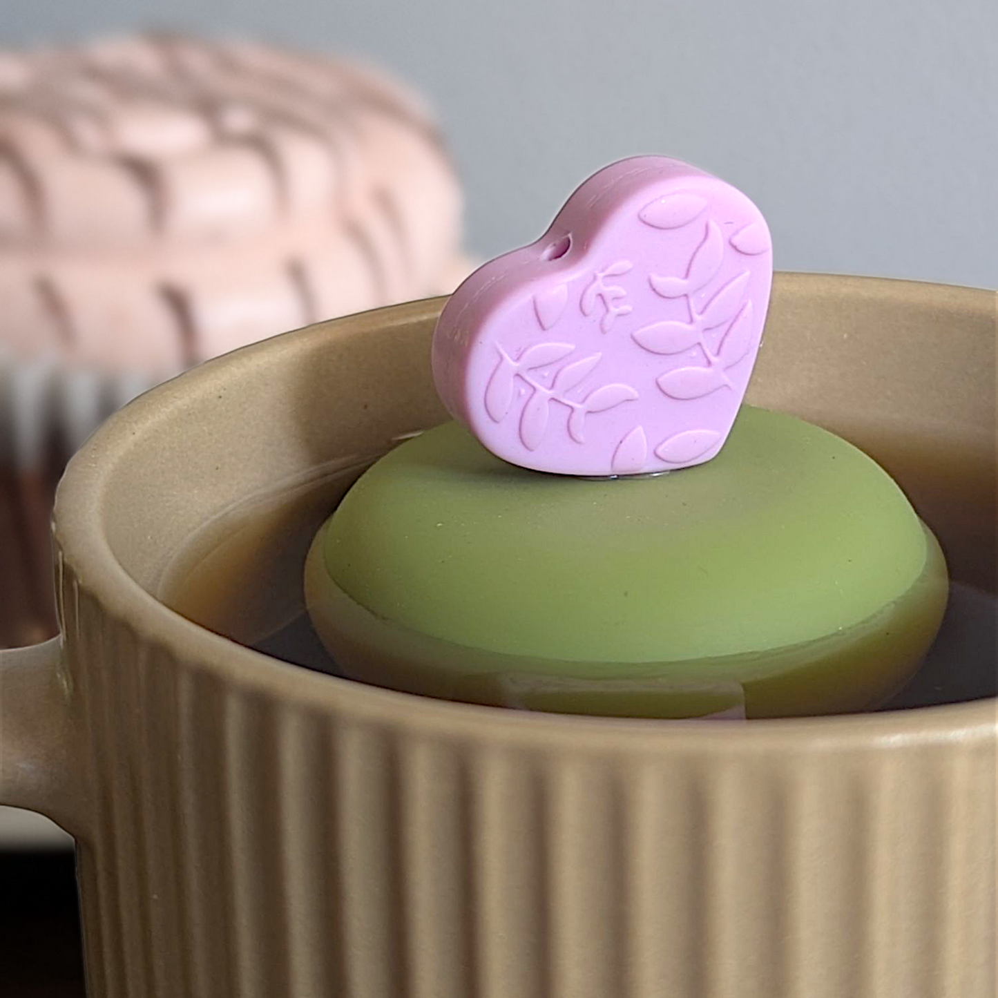 Lavender Heart | Floating Tea Steeper | Green Base | Floral