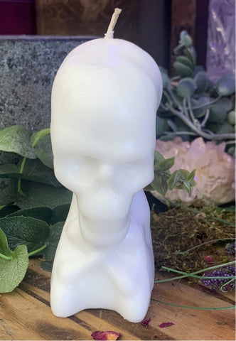 Skull and Crossbone Candle