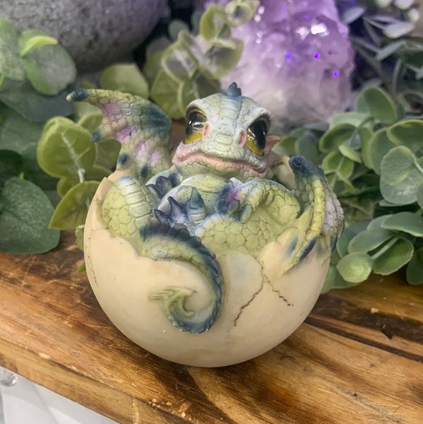 Poly resin hatchling figurine chilling