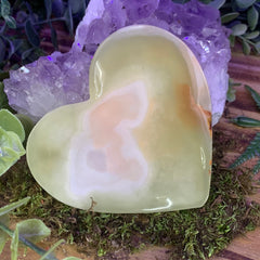 Green Onyx Crystal Heart Plate