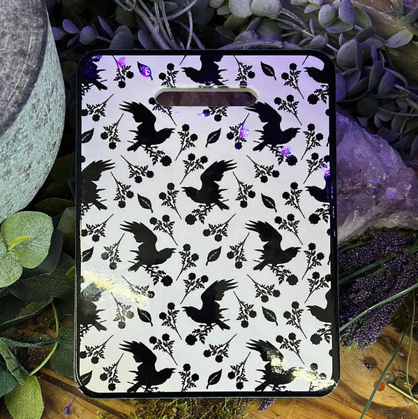 Cutting Board Raven and Rose