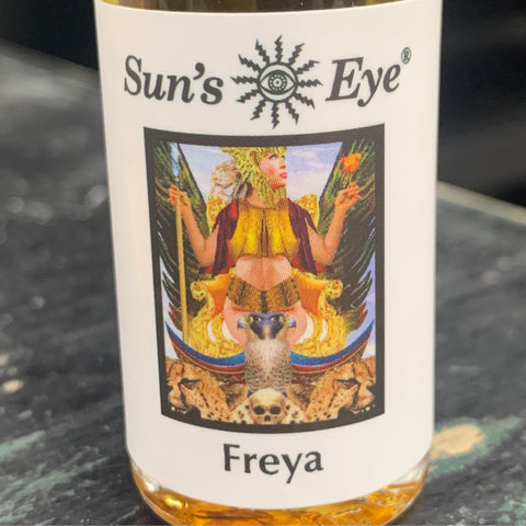 Freya Sun’s Eye fragrance oil