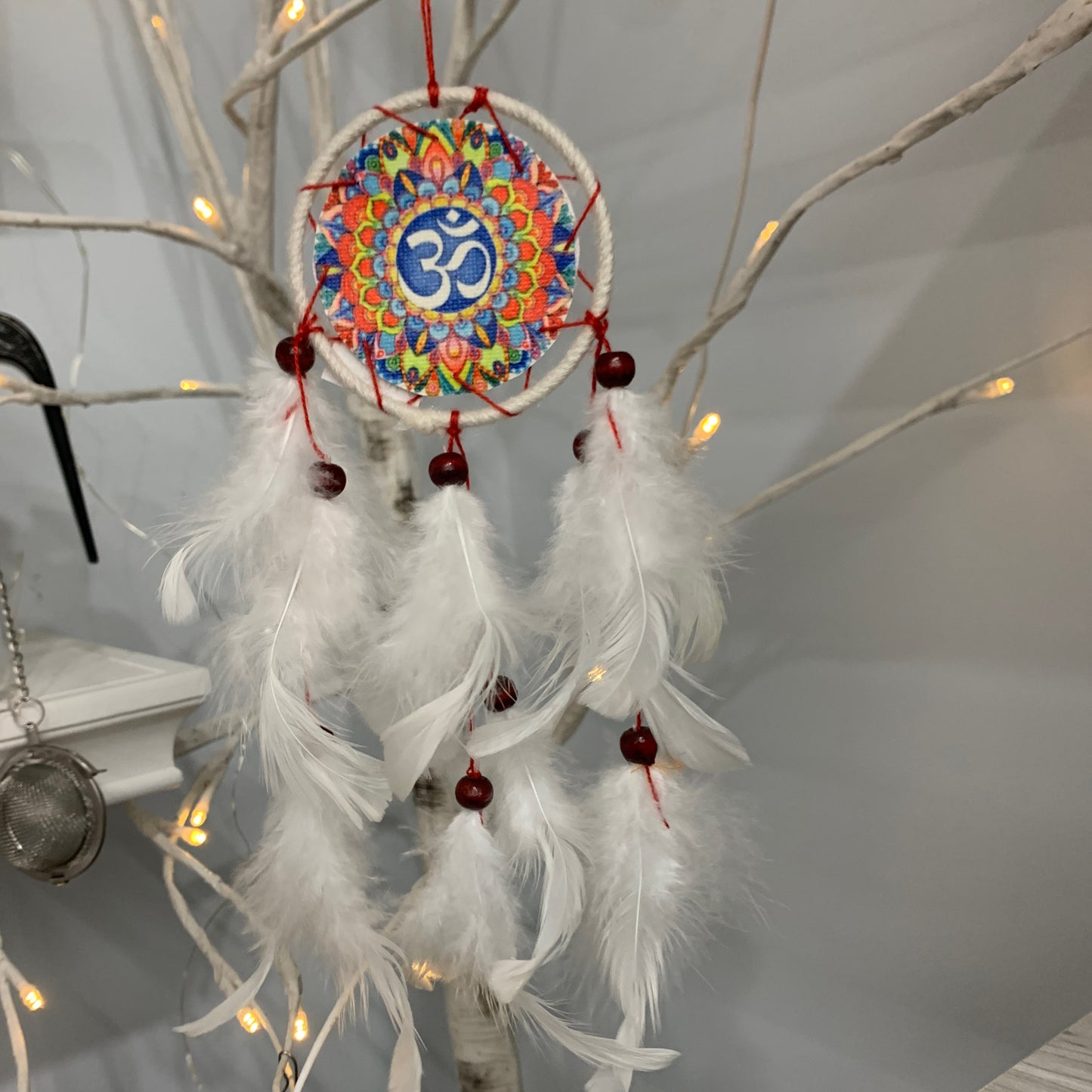 Dream Catcher - white om